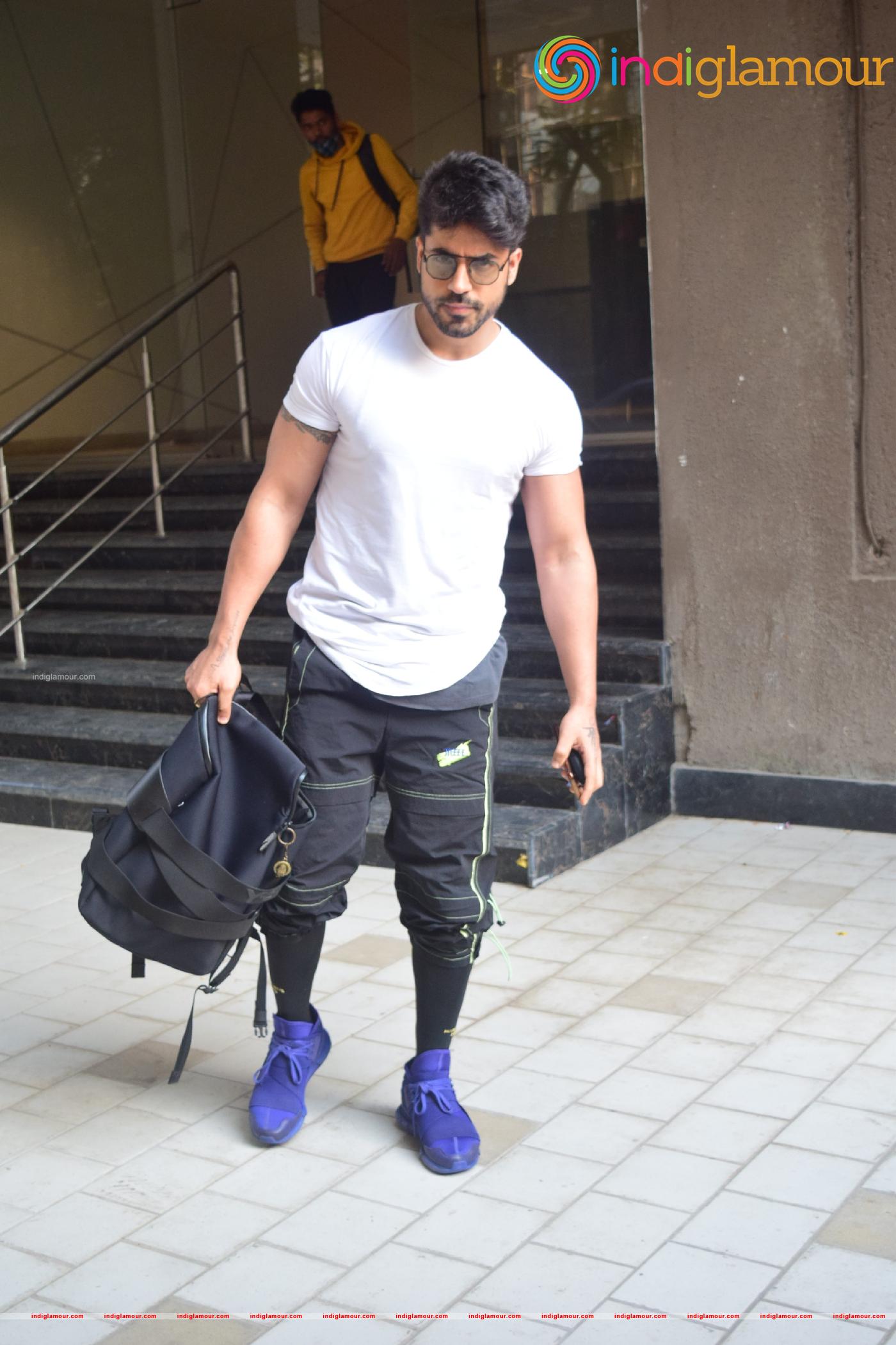 Gautam Gulati Actor hd photo