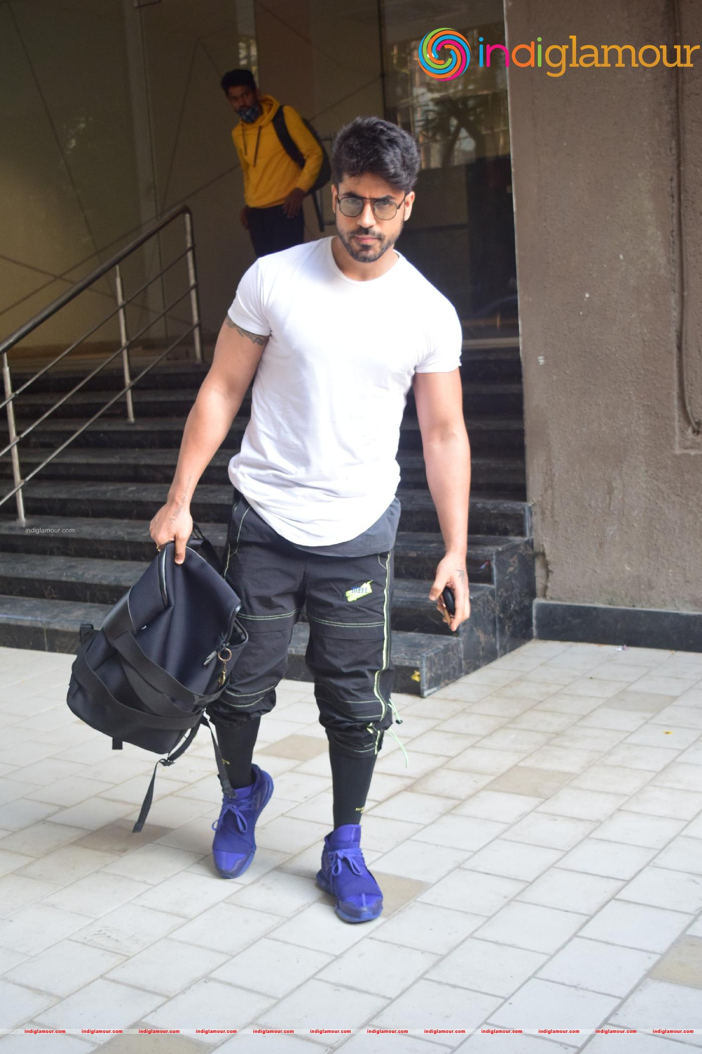 Gautam Gulati Actor hd photo