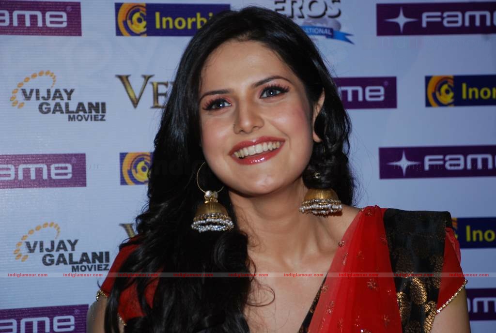 Zarine Khan Actress hd photo