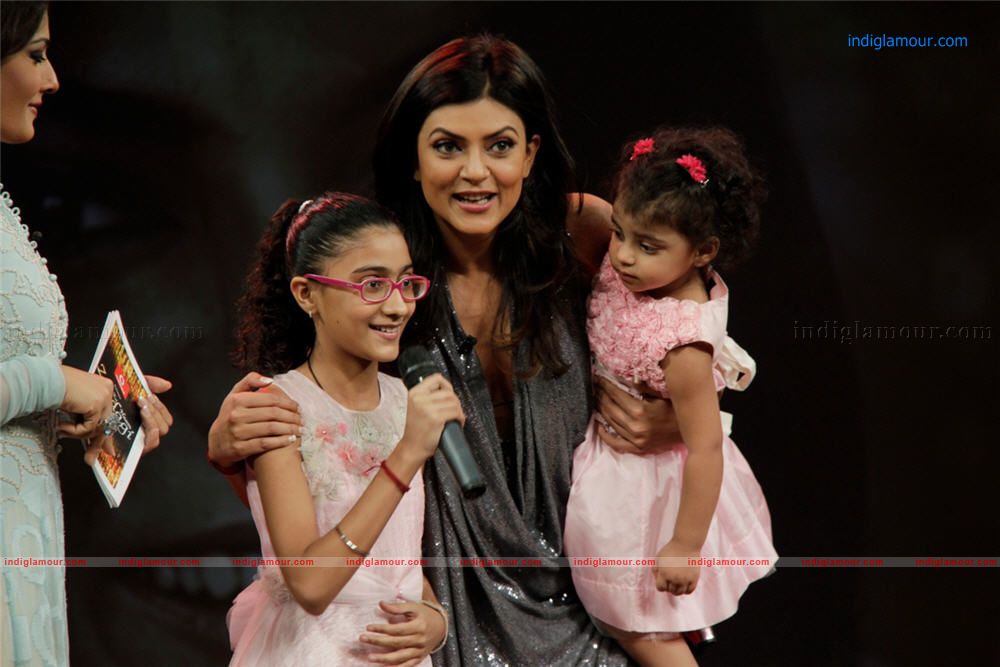 Sushmita Sen Actress hd photo