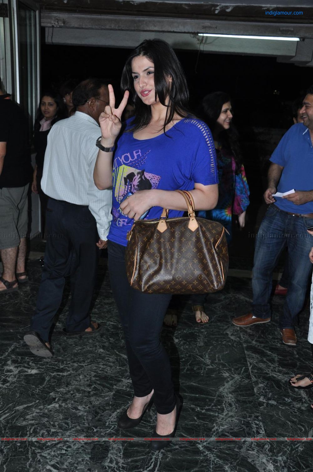 Zarine Khan Actress hd photo