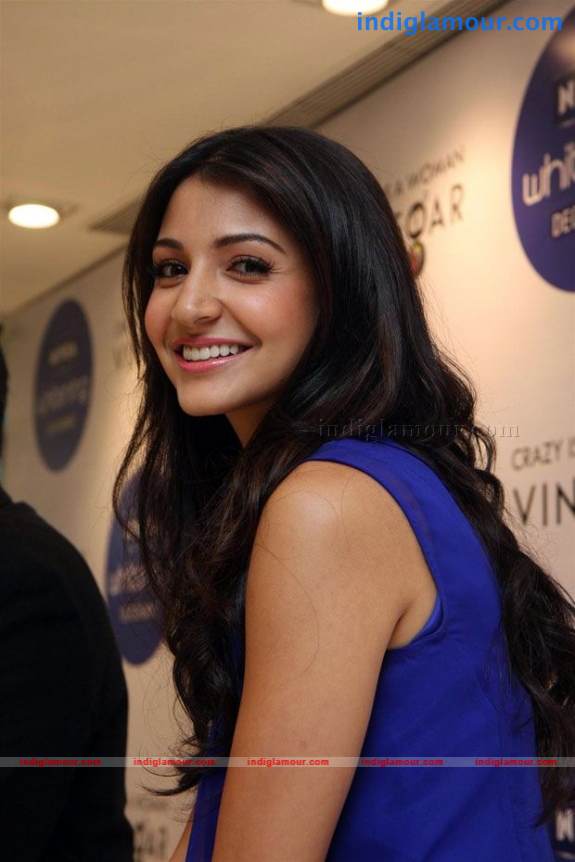 Anushka Sharma Actress hd photo