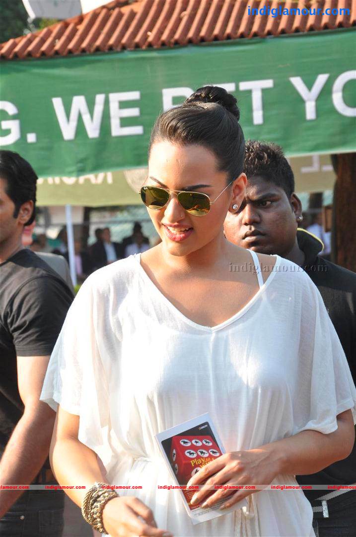 Sonakshi Sinha Actress hd photo