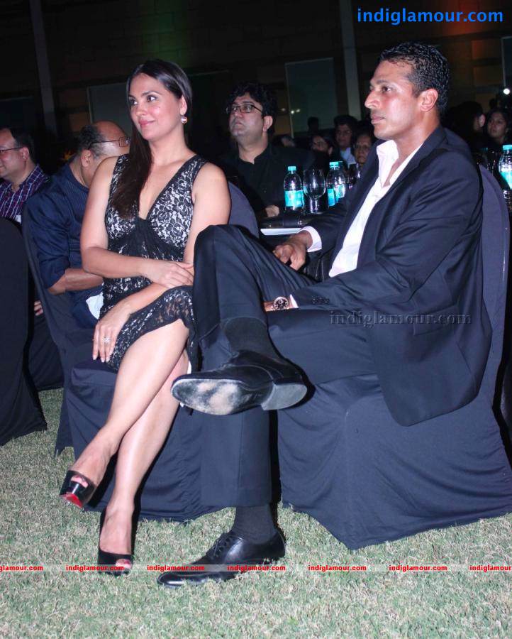 Lara Dutta Actress hd photo