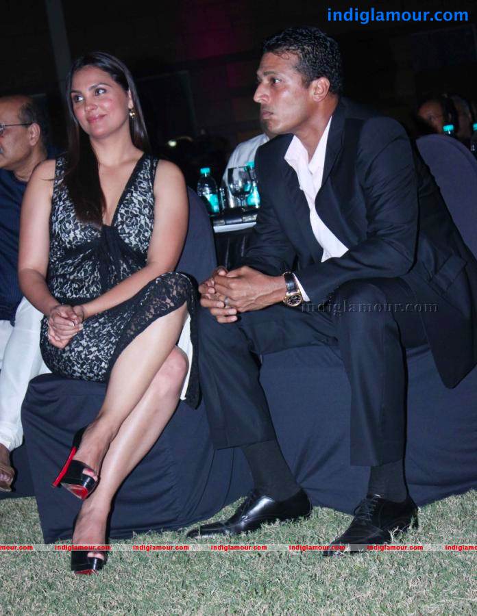 Lara Dutta Actress hd photo