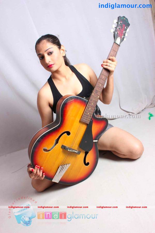Niharika Sharma Actress hd photo