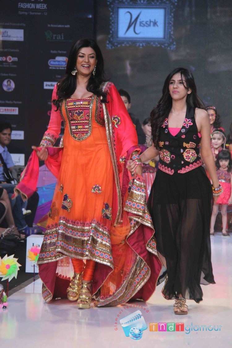 Sushmita Sen Actress hd photo