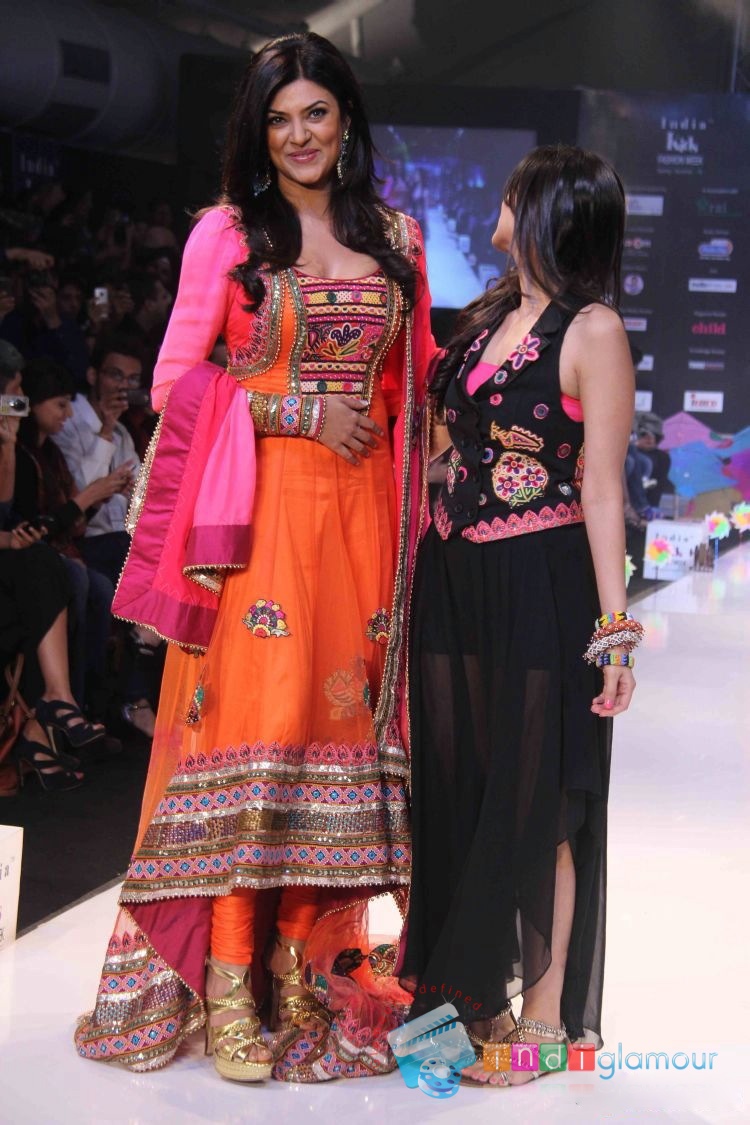 Sushmita Sen Actress hd photo