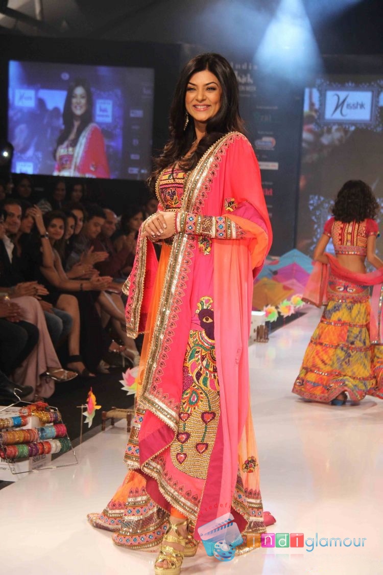 Sushmita Sen Actress hd photo