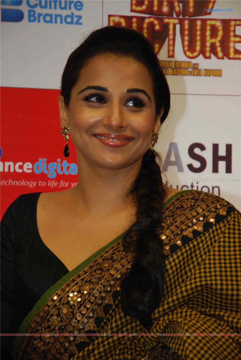 Vidya Balan Actress hd photo