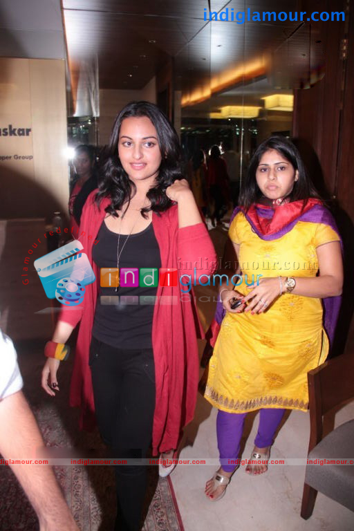 Sonakshi Sinha Actress hd photo
