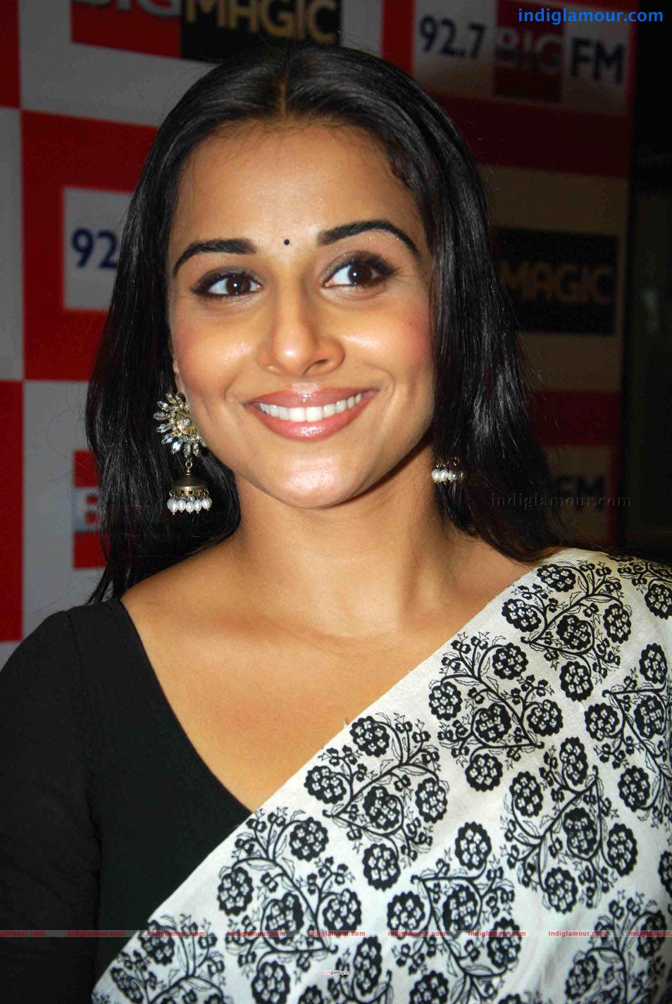 Vidya Balan Actress hd photo