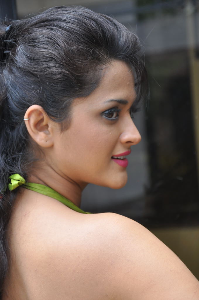 Faith Actress hd photo