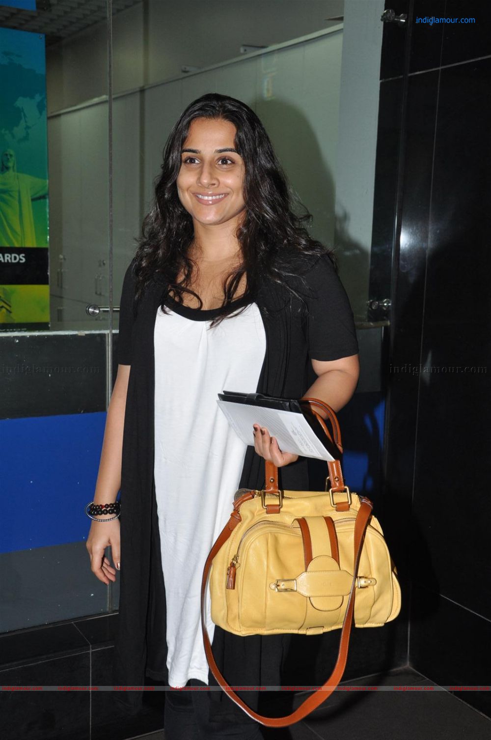 Vidya Balan Actress hd photo