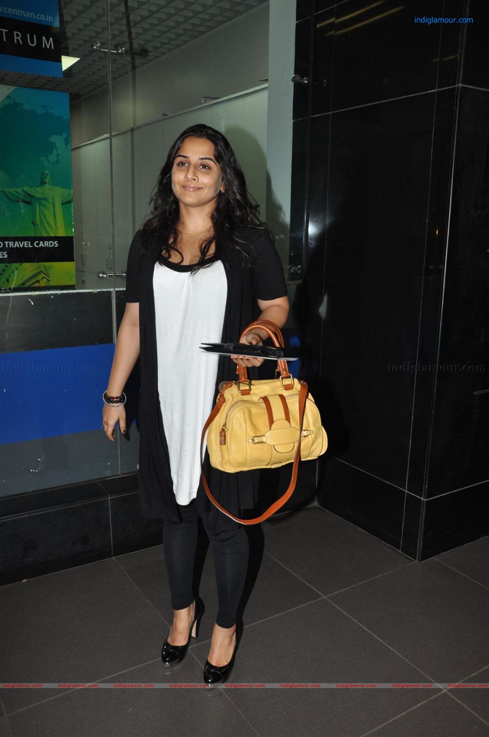 Vidya Balan Actress hd photo