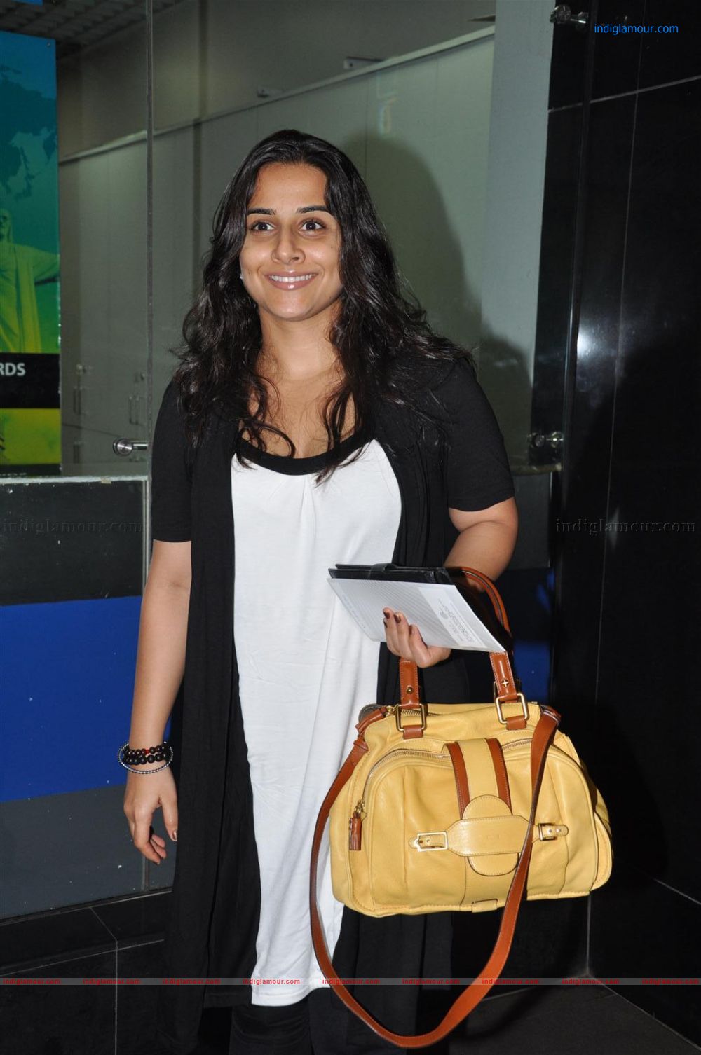 Vidya Balan Actress hd photo