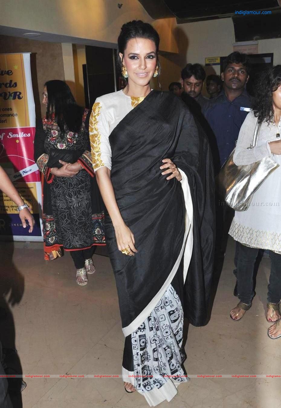 Neha Dhupia Actress hd photo