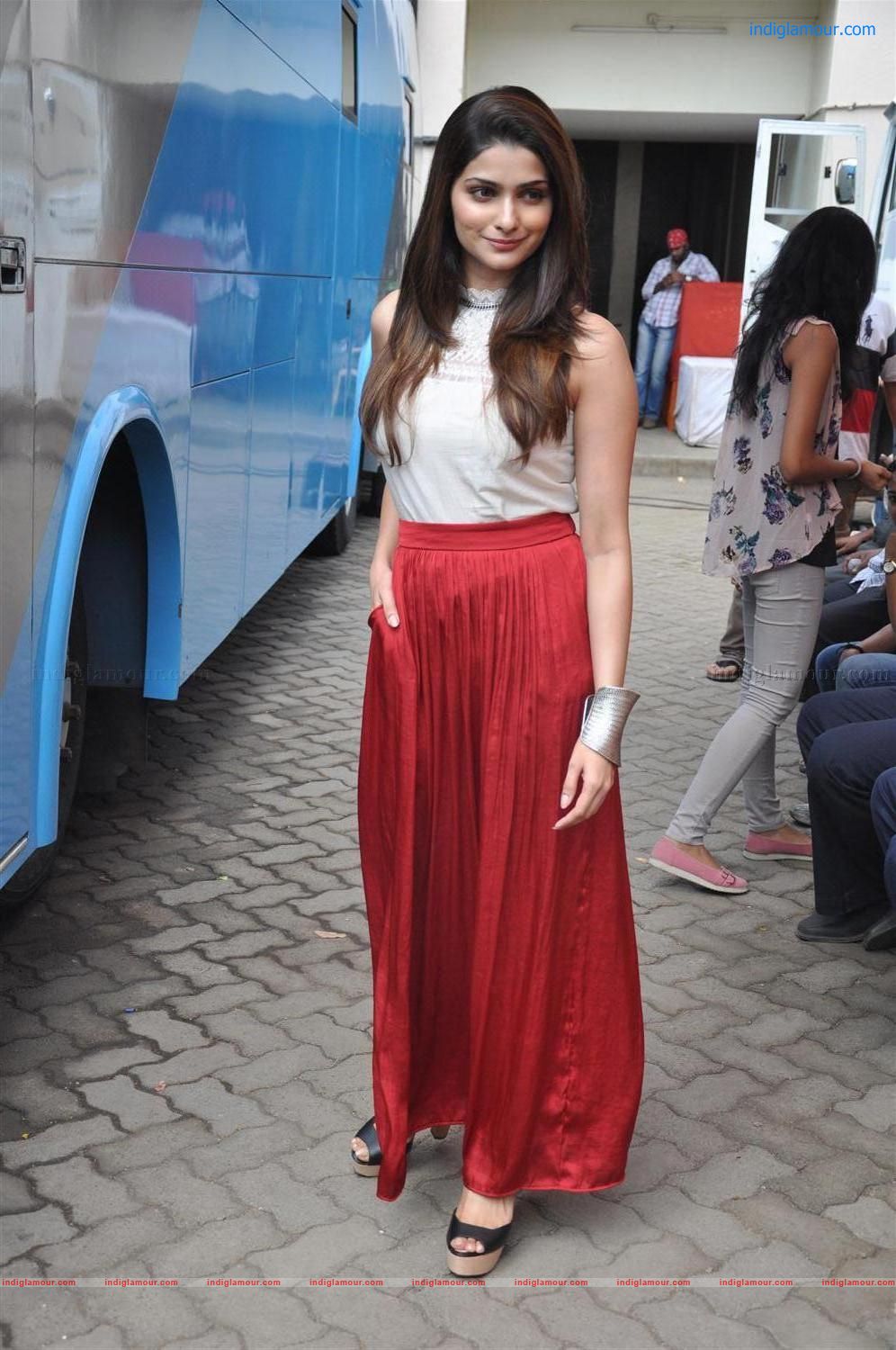 Prachi Desai Actress hd photo