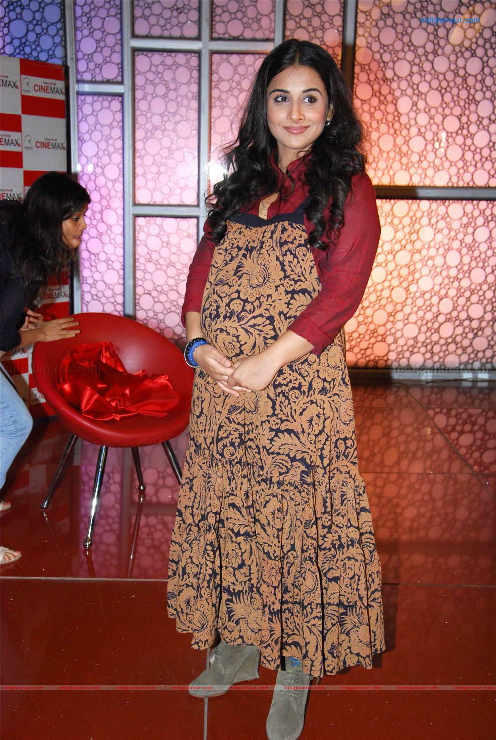 Vidya Balan Actress hd photo