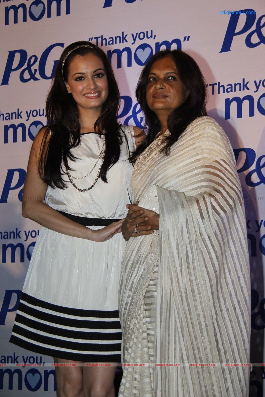 Dia Mirza Actress hd photo