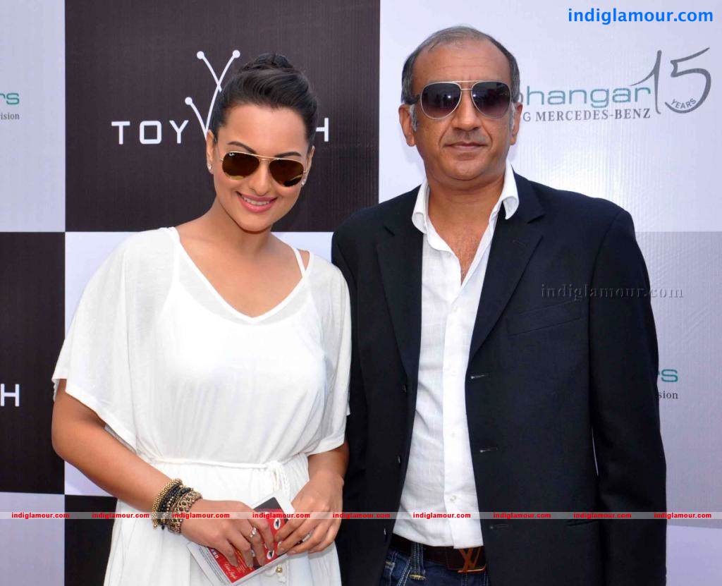Sonakashi Sinha Actress hd photo