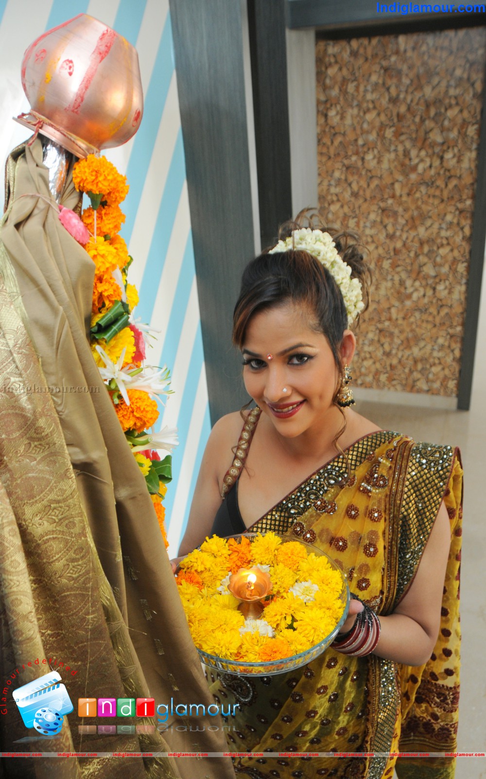 Tanisha Singh Actress hd photo