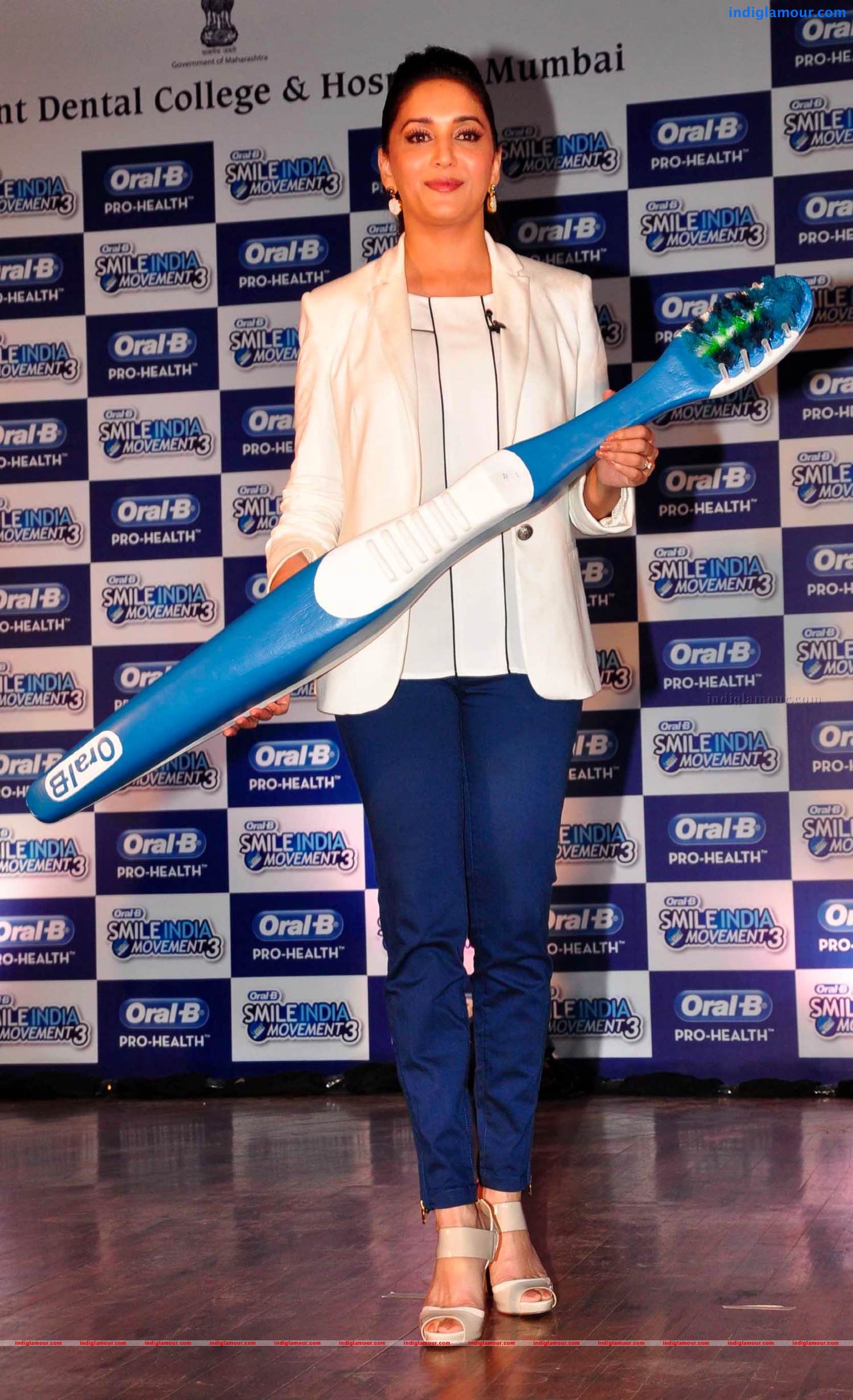 Madhuri Dixit Actress hd photo