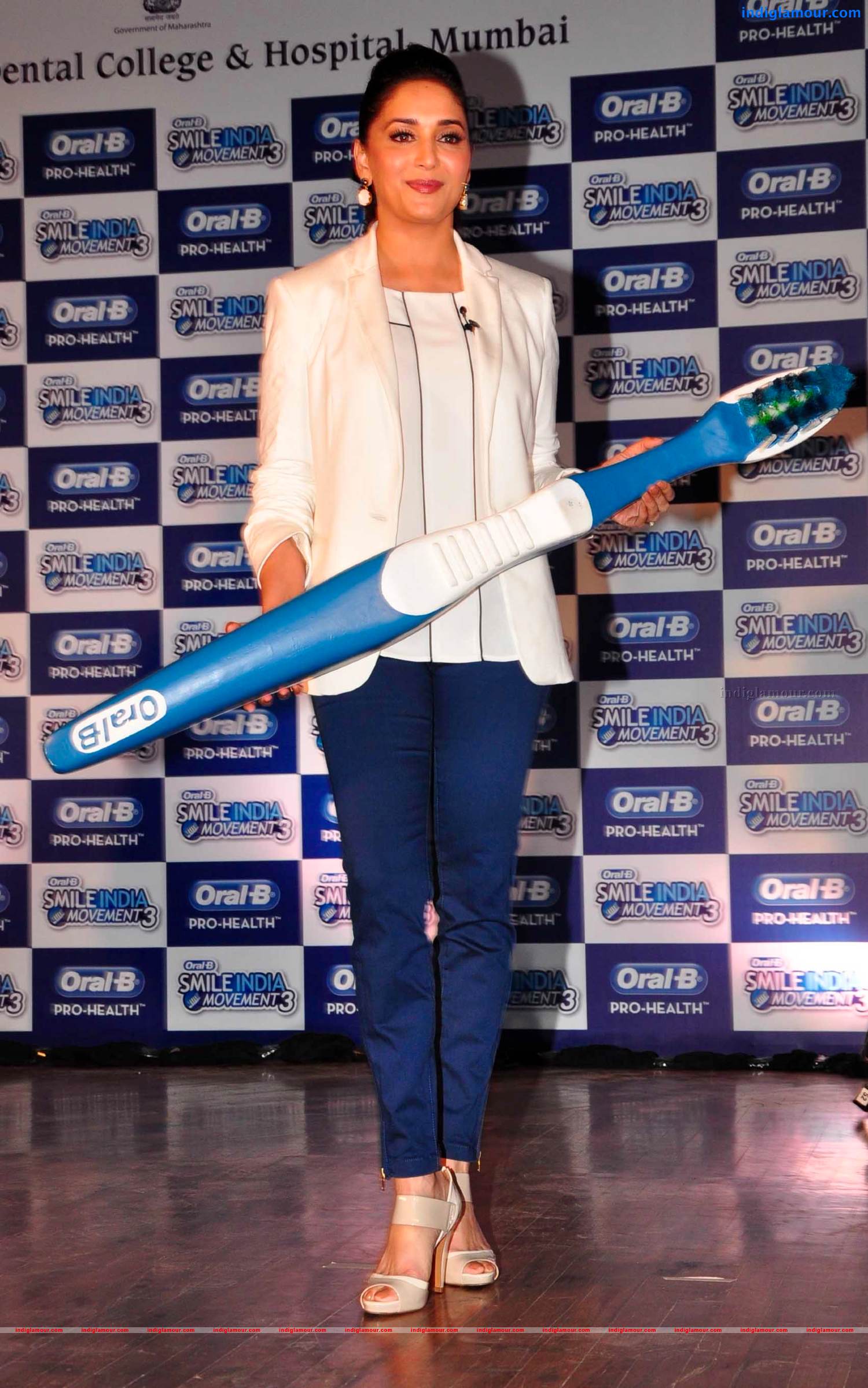 Madhuri Dixit Actress hd photo