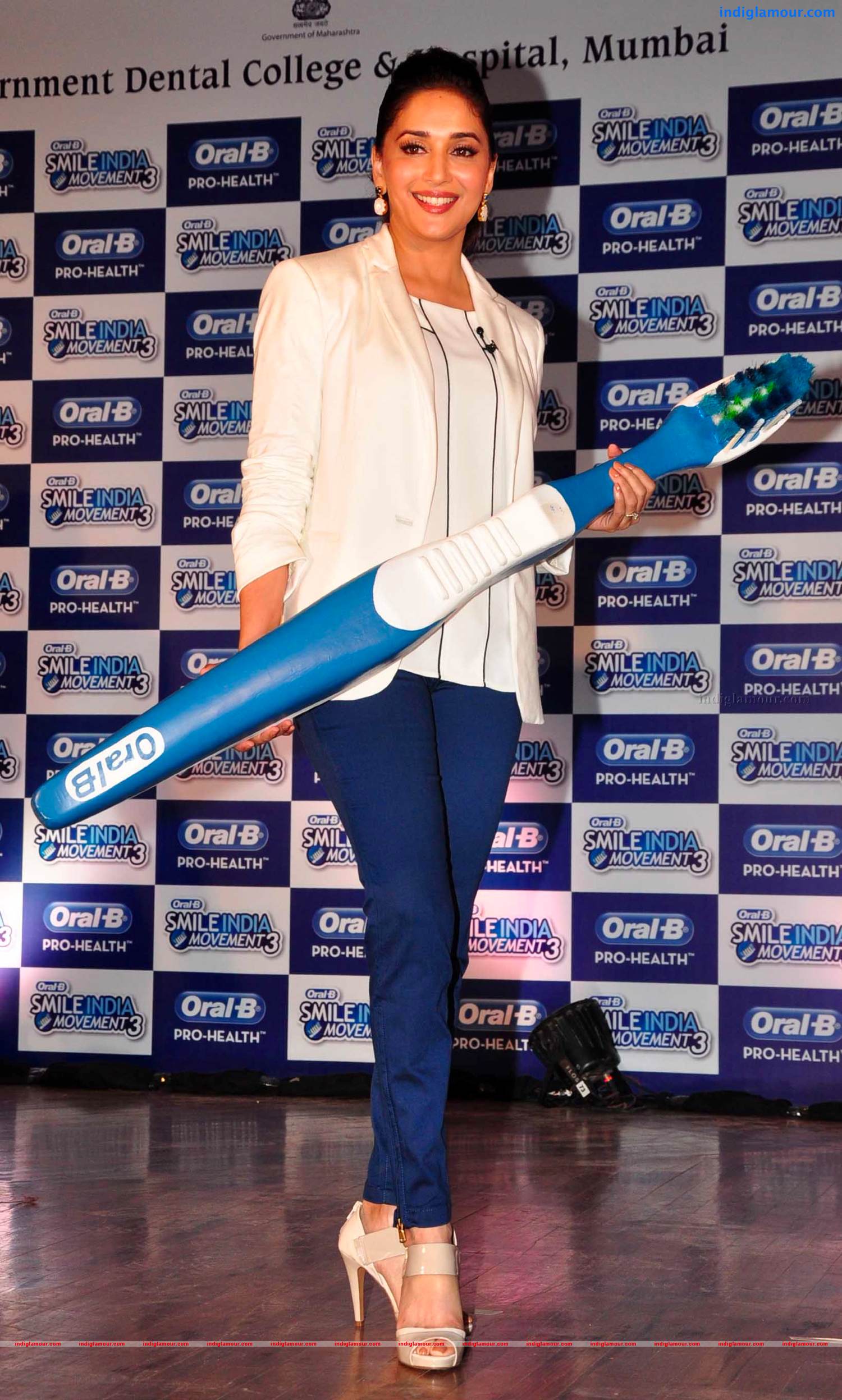 Madhuri Dixit Actress hd photo