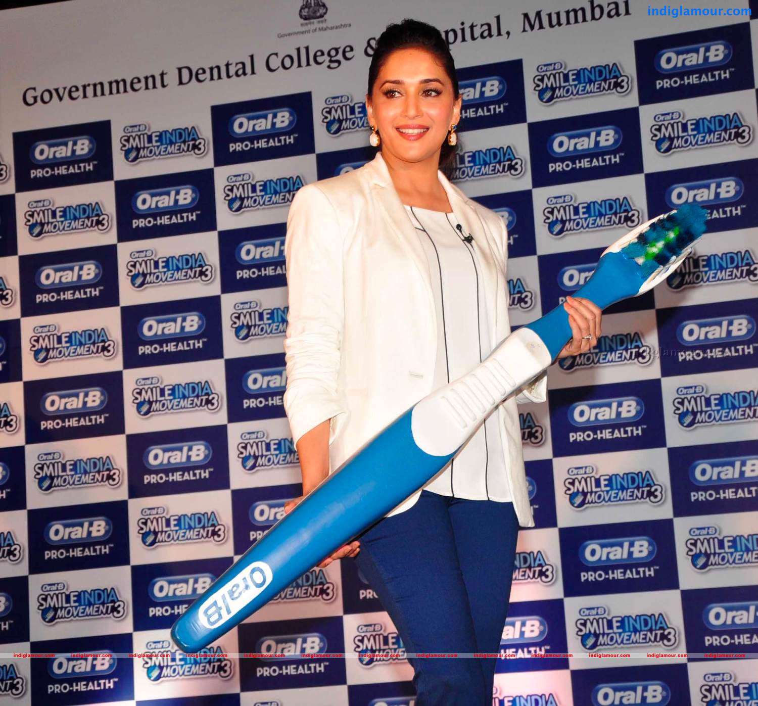 Madhuri Dixit Actress hd photo