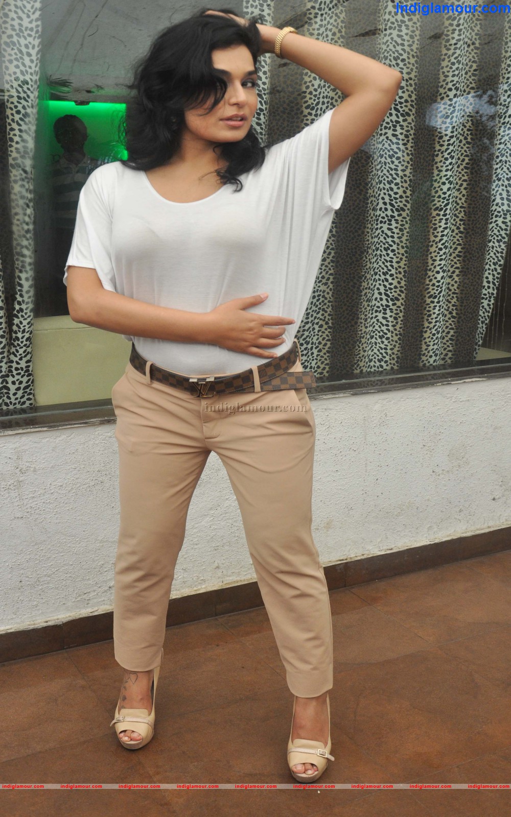 Meera Actress hd photo