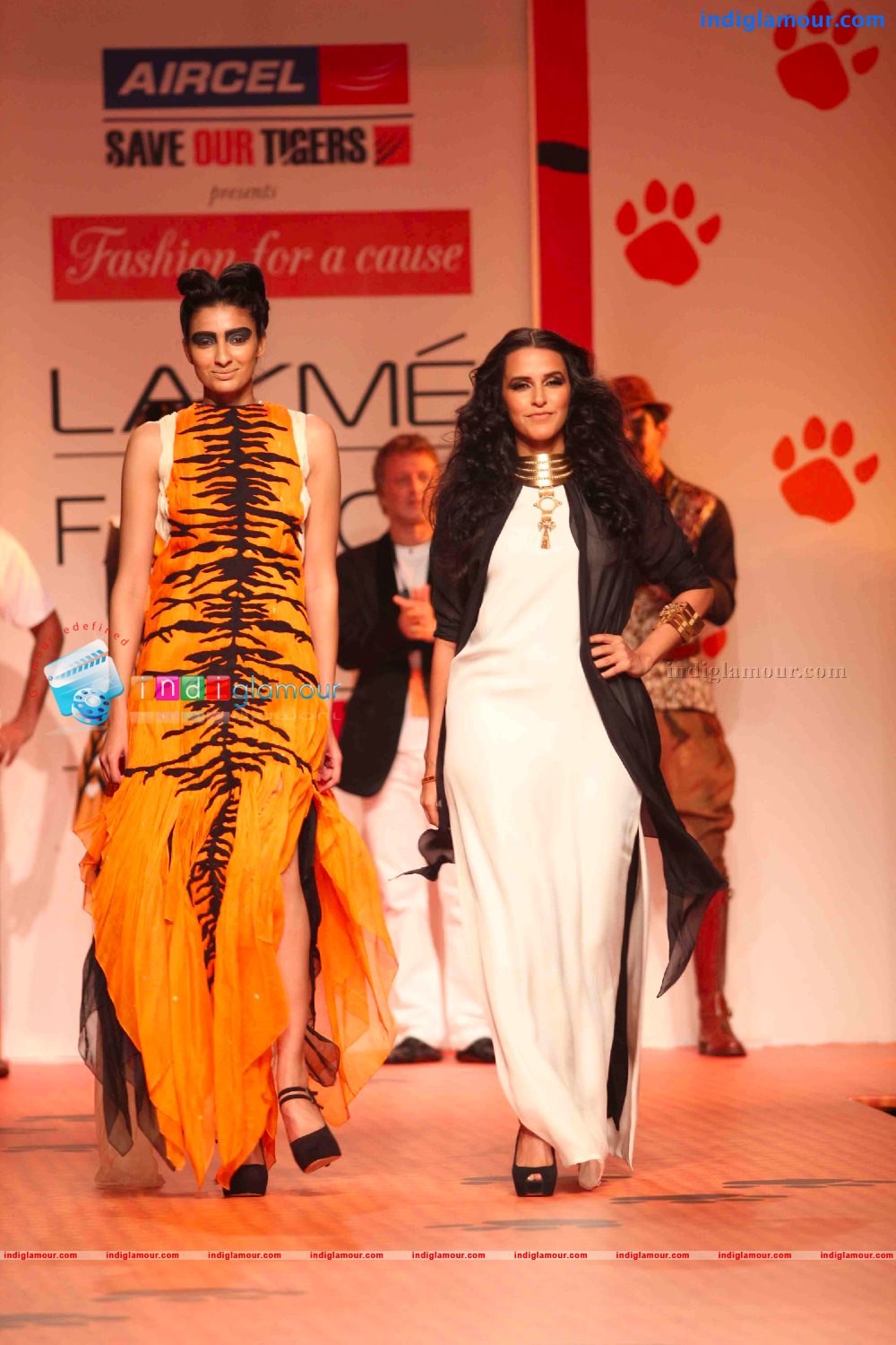 Neha Dhupia Actress hd photo