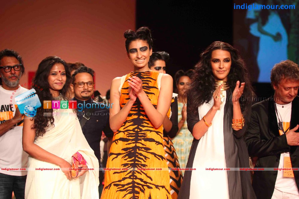 Neha Dhupia Actress hd photo