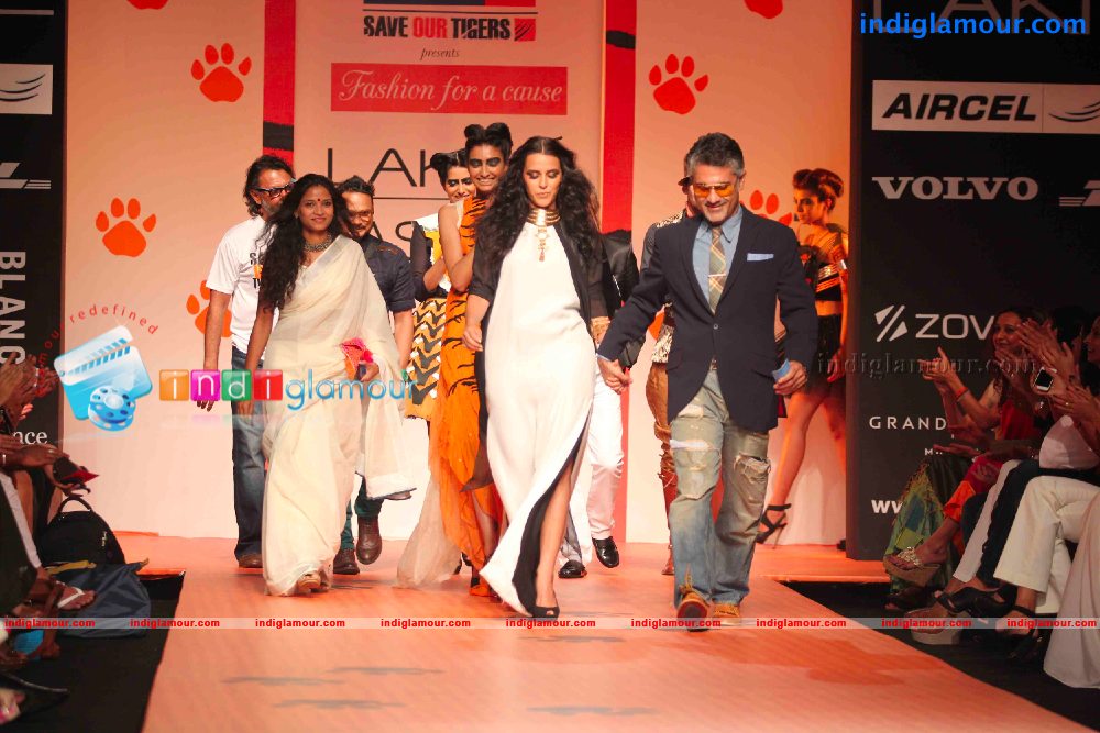 Neha Dhupia Actress hd photo