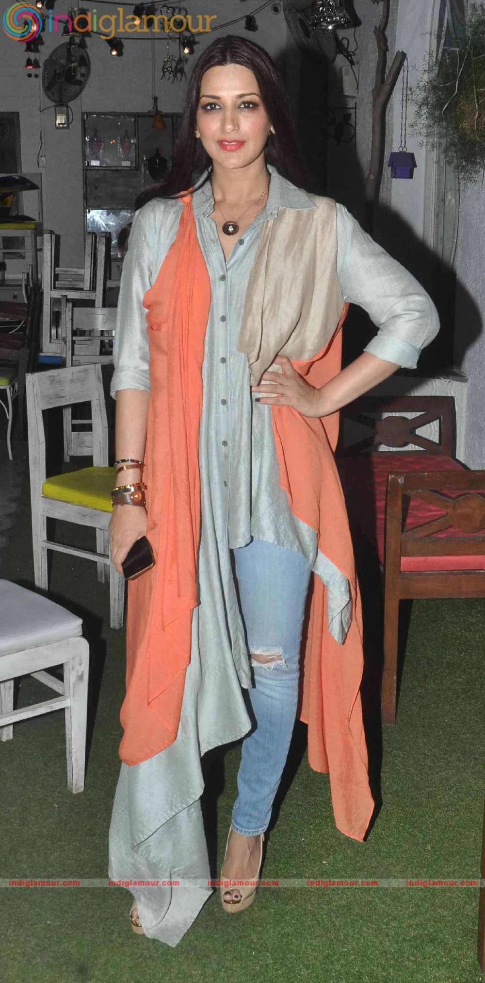 Sonali Bendre Actress hd photo