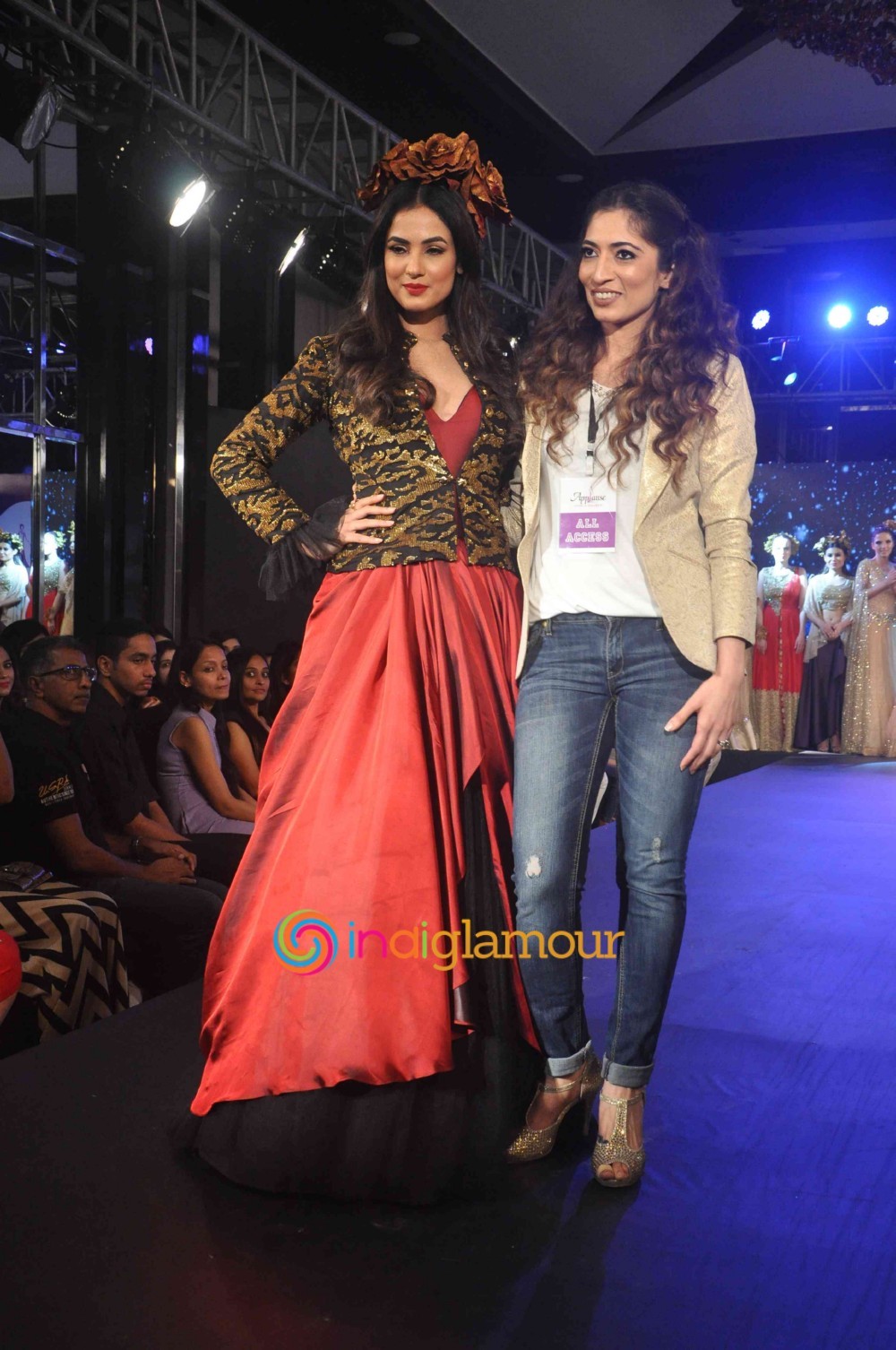 Sonal Chauhan Actress hd photo