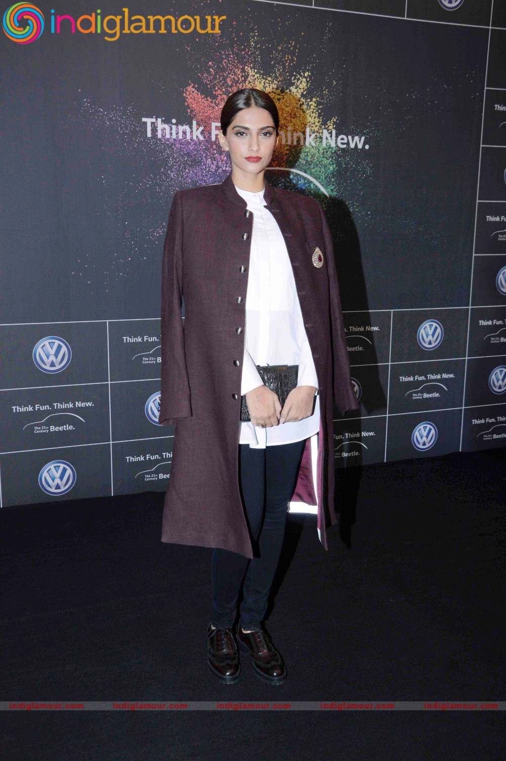 Sonam Kapoor Actress hd photo