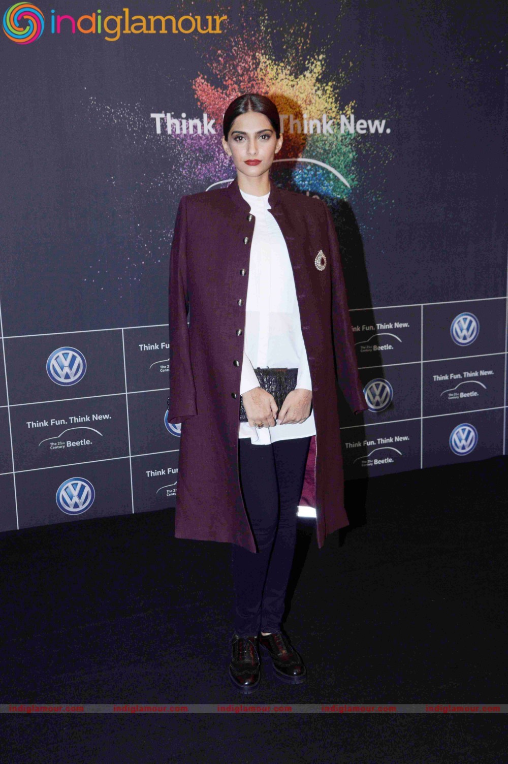 Sonam Kapoor Actress hd photo
