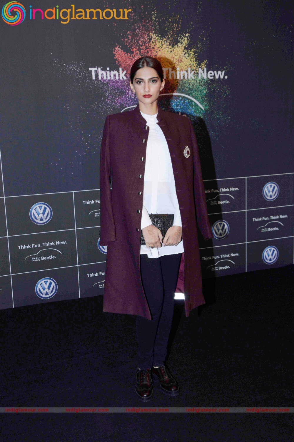 Sonam Kapoor Actress hd photo