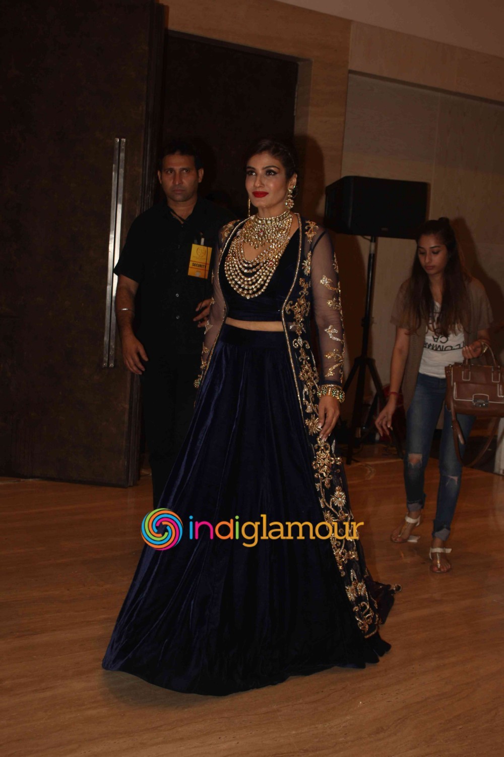 Raveena Tandon Actress hd photo