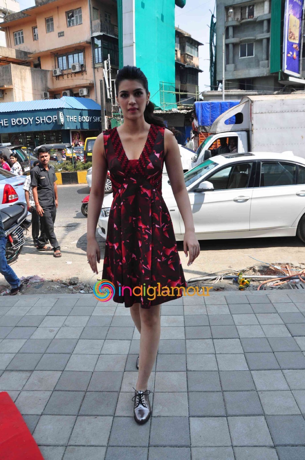 Kriti Sanon Actress hd photo
