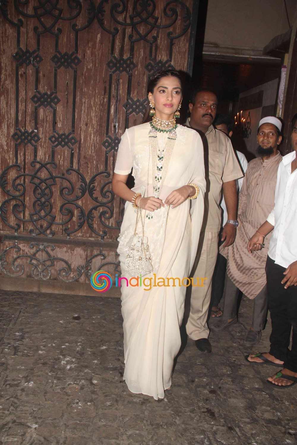 Sonam Kapoor Actress hd photo