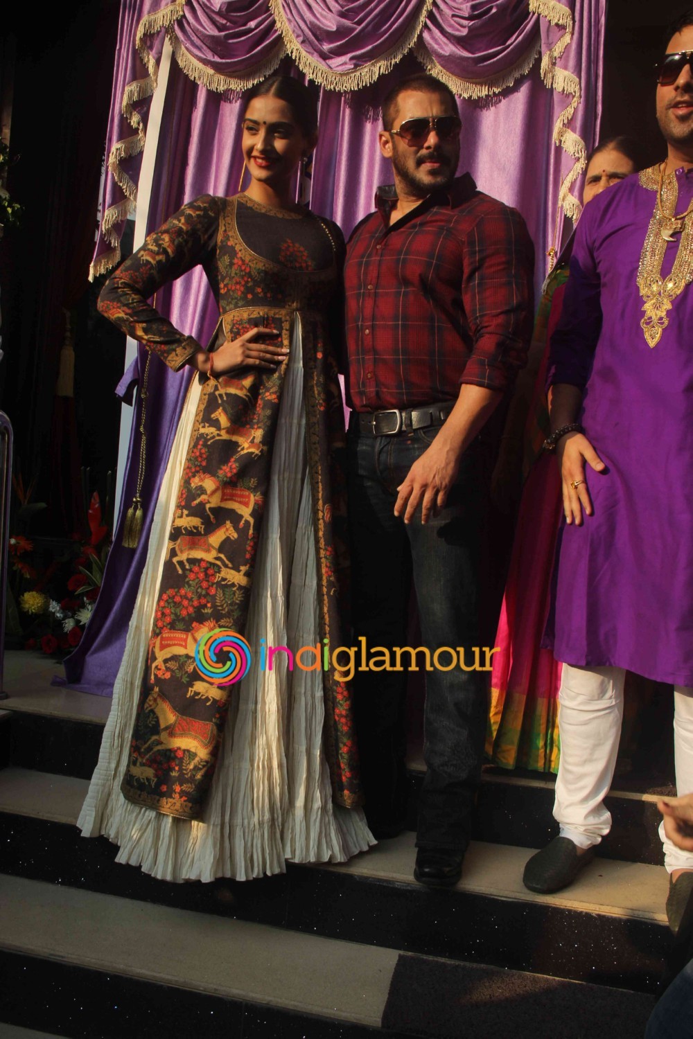Sonam Kapoor Actress hd photo