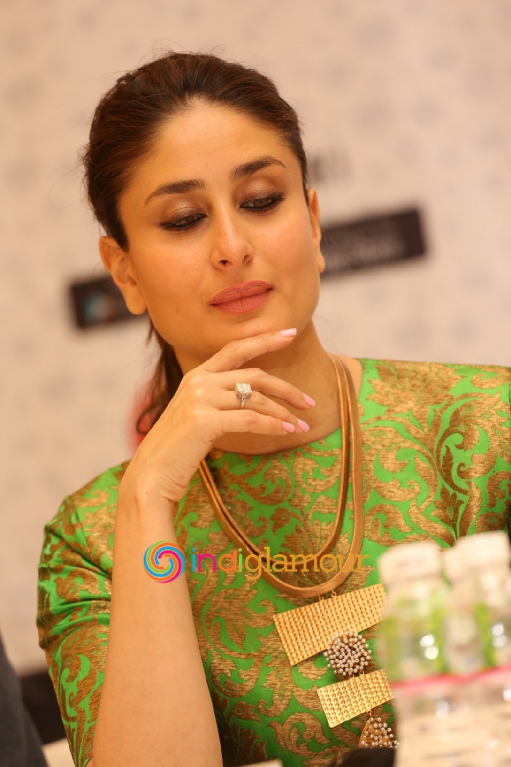 Kareena Kapoor Actress hd photo