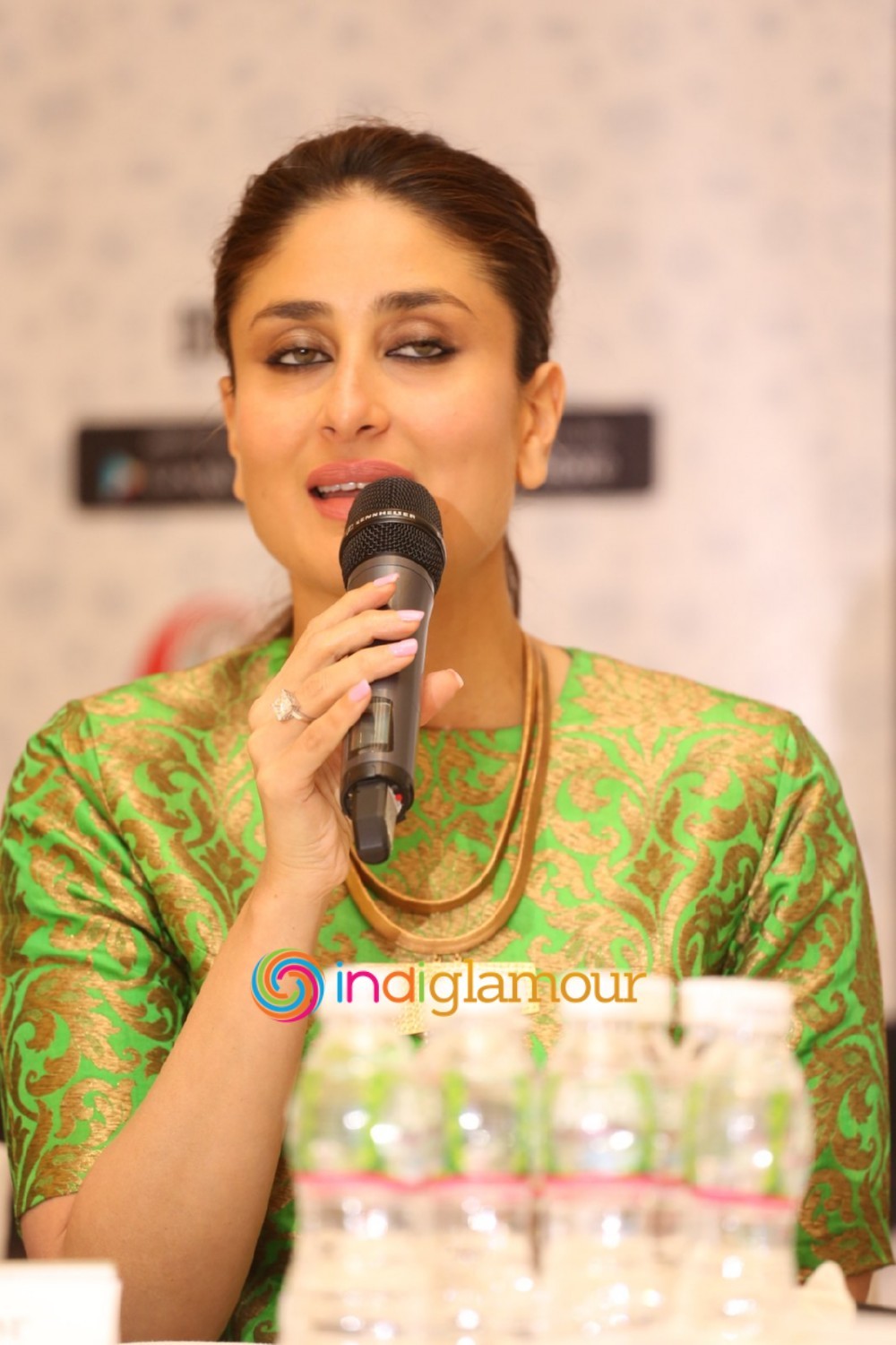Kareena Kapoor Actress hd photo