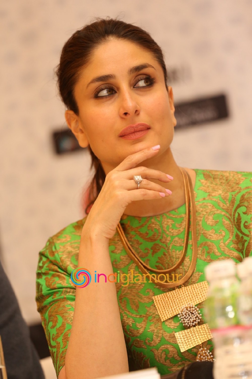 Kareena Kapoor Actress hd photo