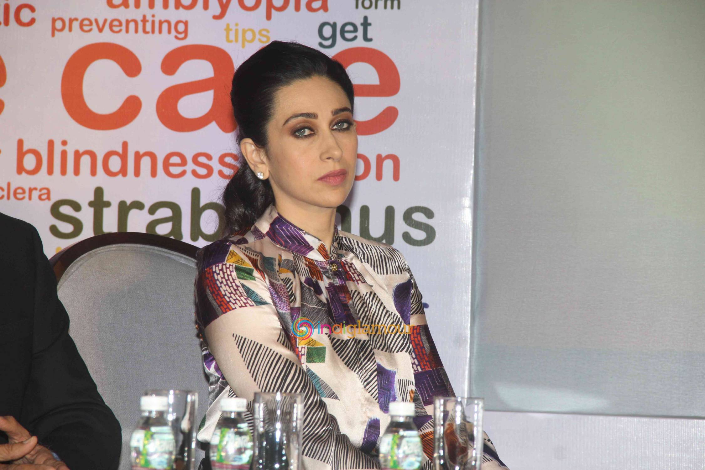 Karisma Kapoor Actress hd photo