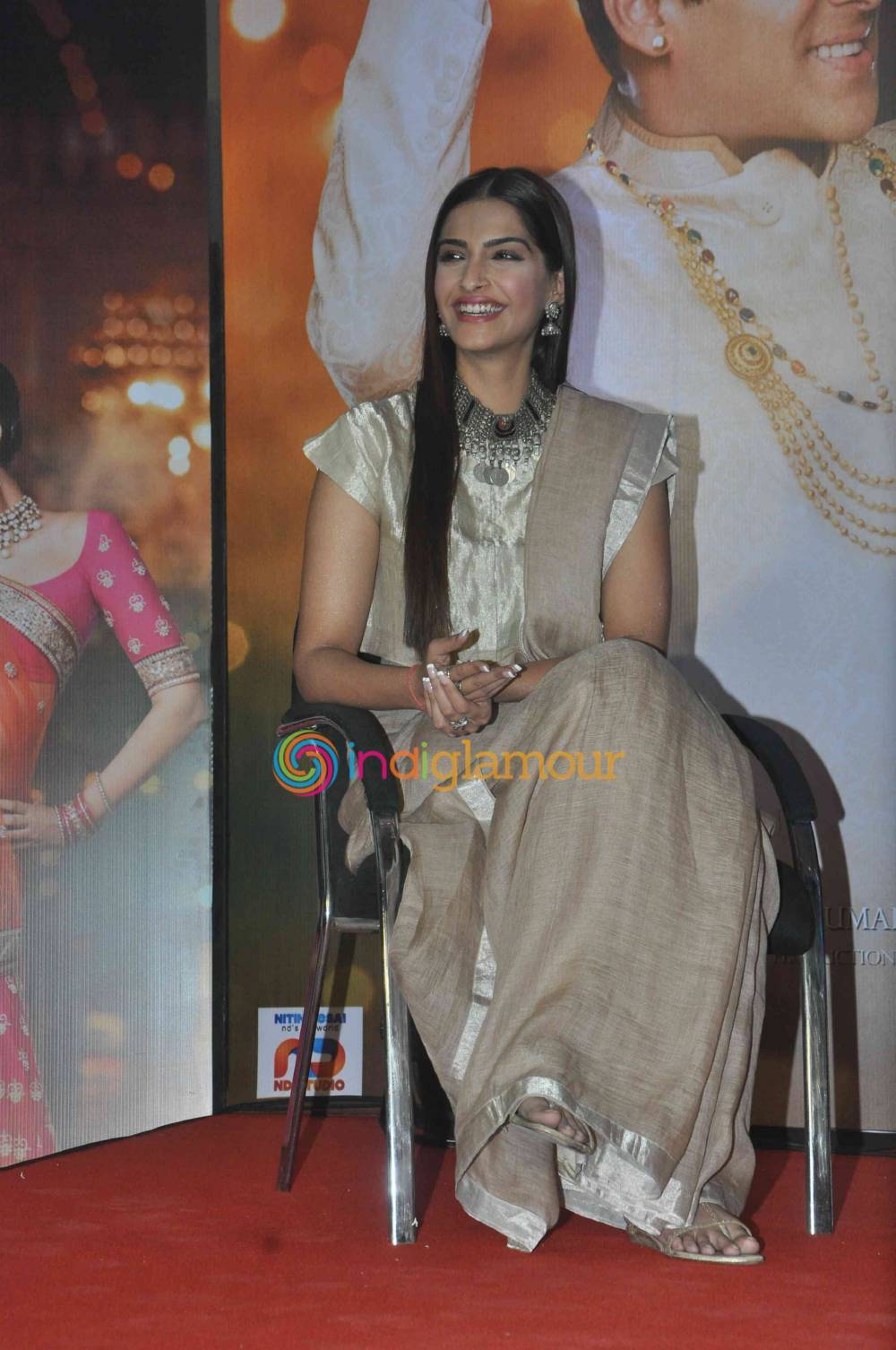 Sonam Kapoor Actress hd photo