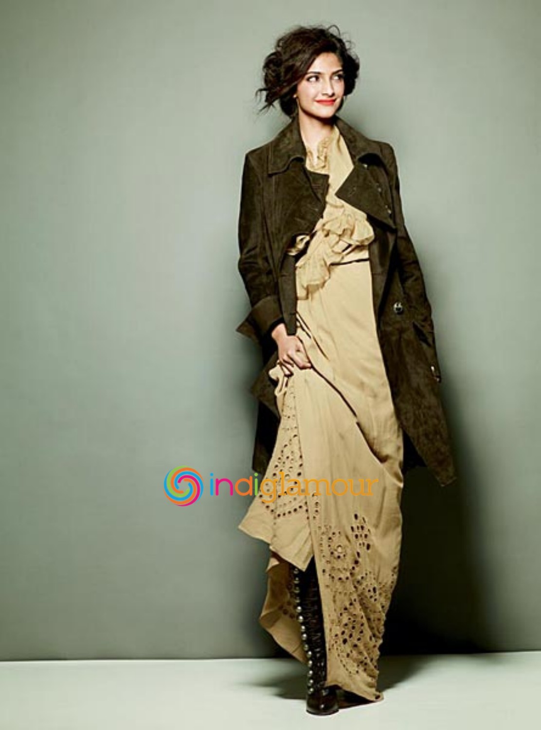 Sonam Kapoor Actress hd photo