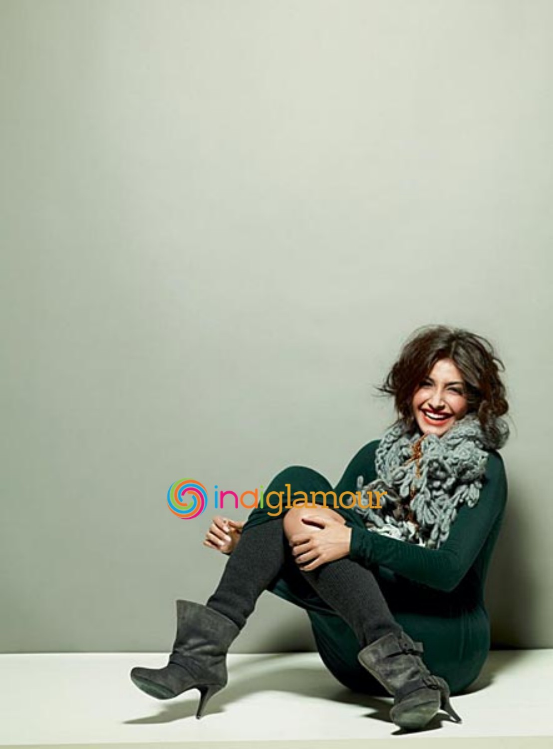 Sonam Kapoor Actress hd photo